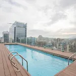 Piscina, Metro, Centro Comercial, Parking M1
